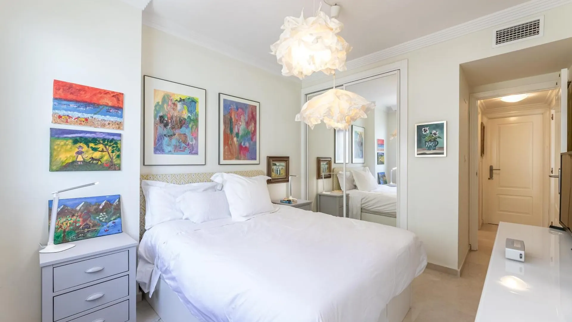 Apartamento Primera Linea Playa Banana Beach Marbella Apartment