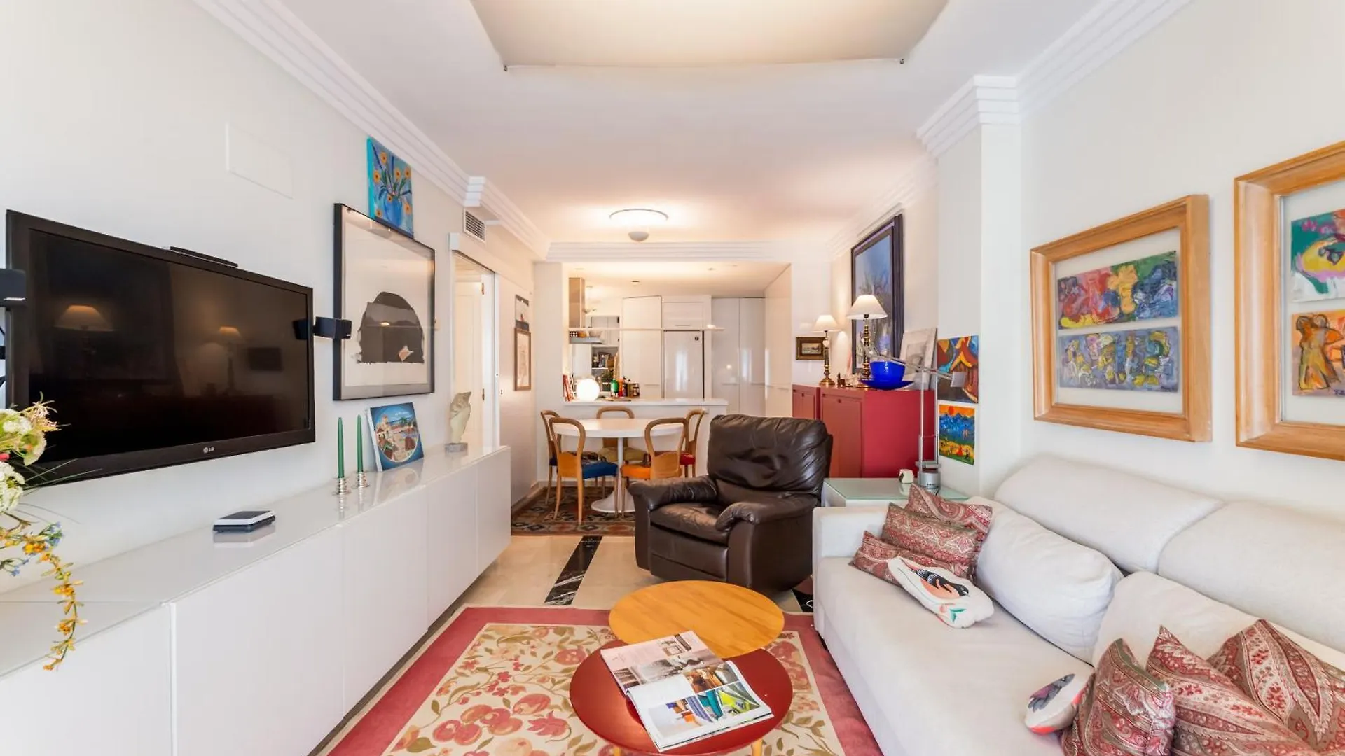 Apartment Apartamento Primera Linea Playa Banana Beach Marbella Spain